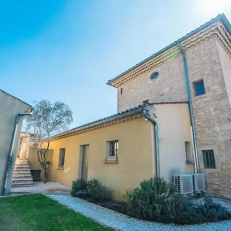 Dom wakacyjny Maison En Pierre Avec Piscine A Barjac, 16 Personnes *